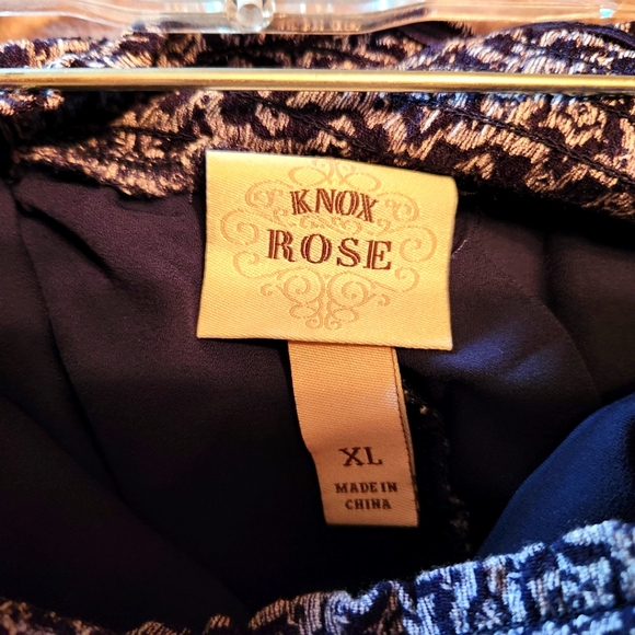 XL elastic waist flowy shorts. - Picture 3 of 3